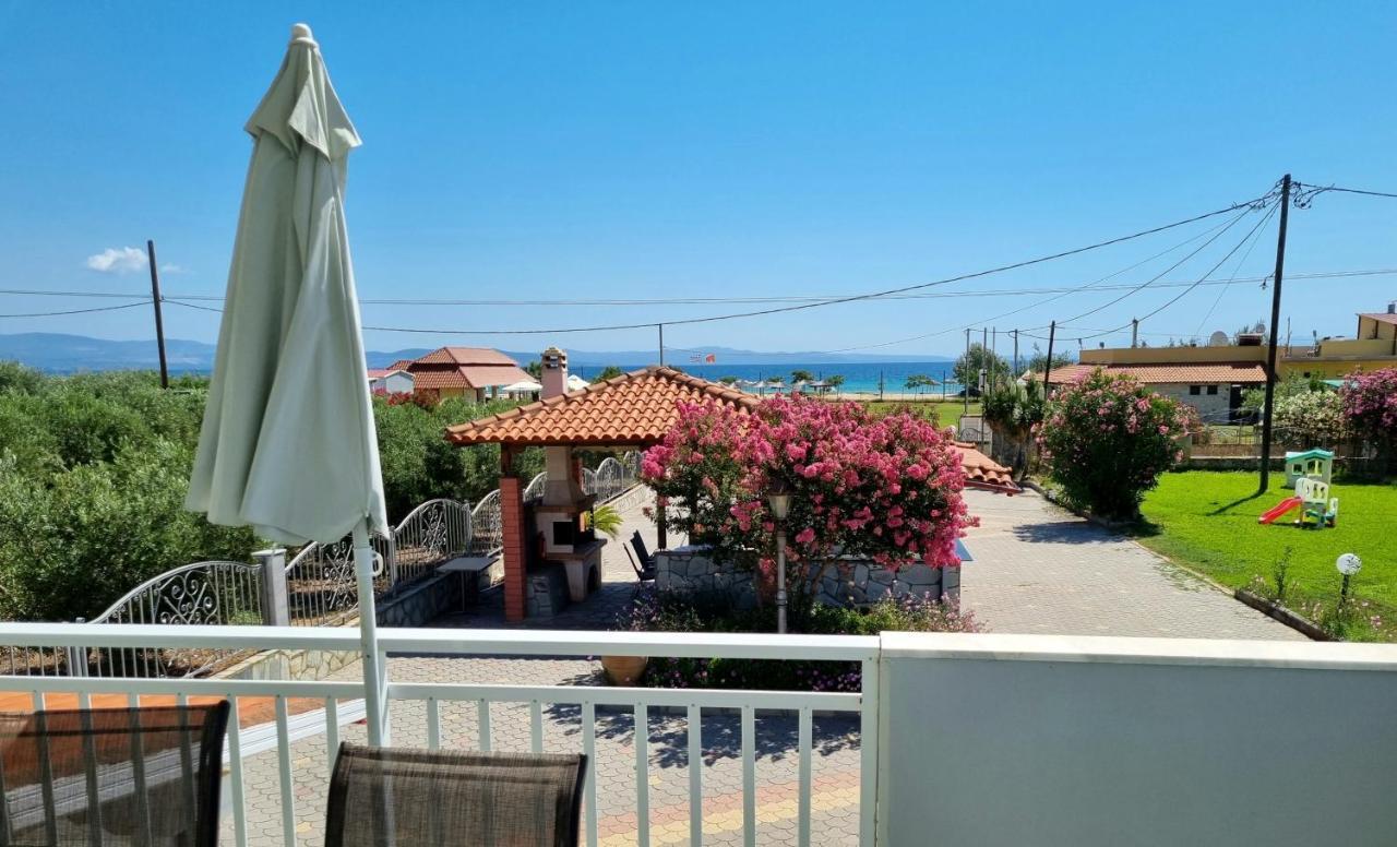 Seaview Aparthotel Nea Poteidaia Exterior foto