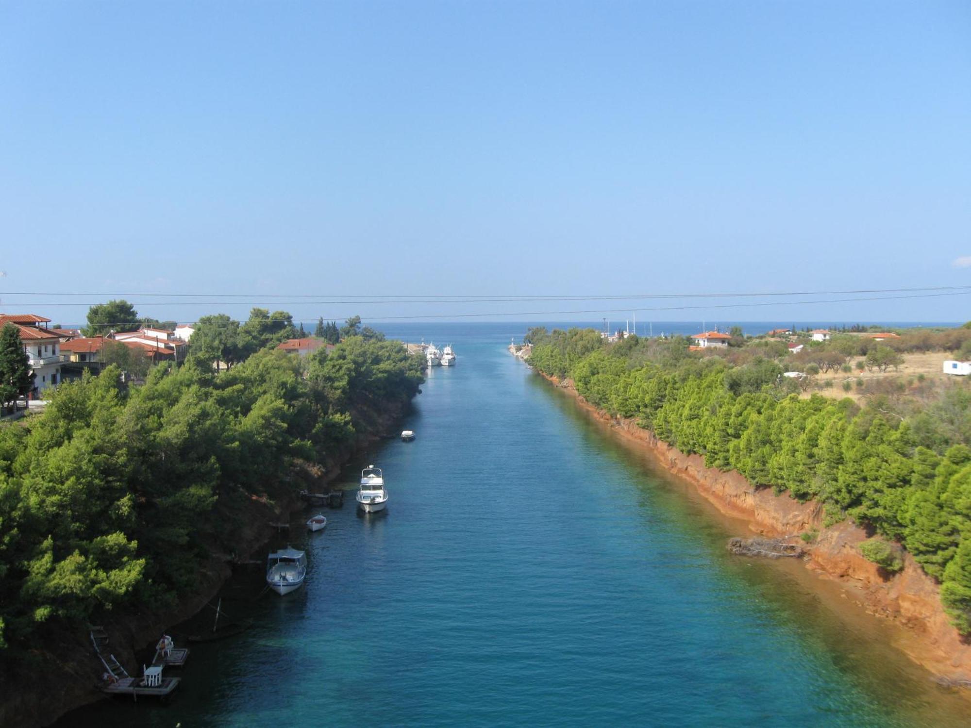 Seaview Aparthotel Nea Poteidaia Exterior foto