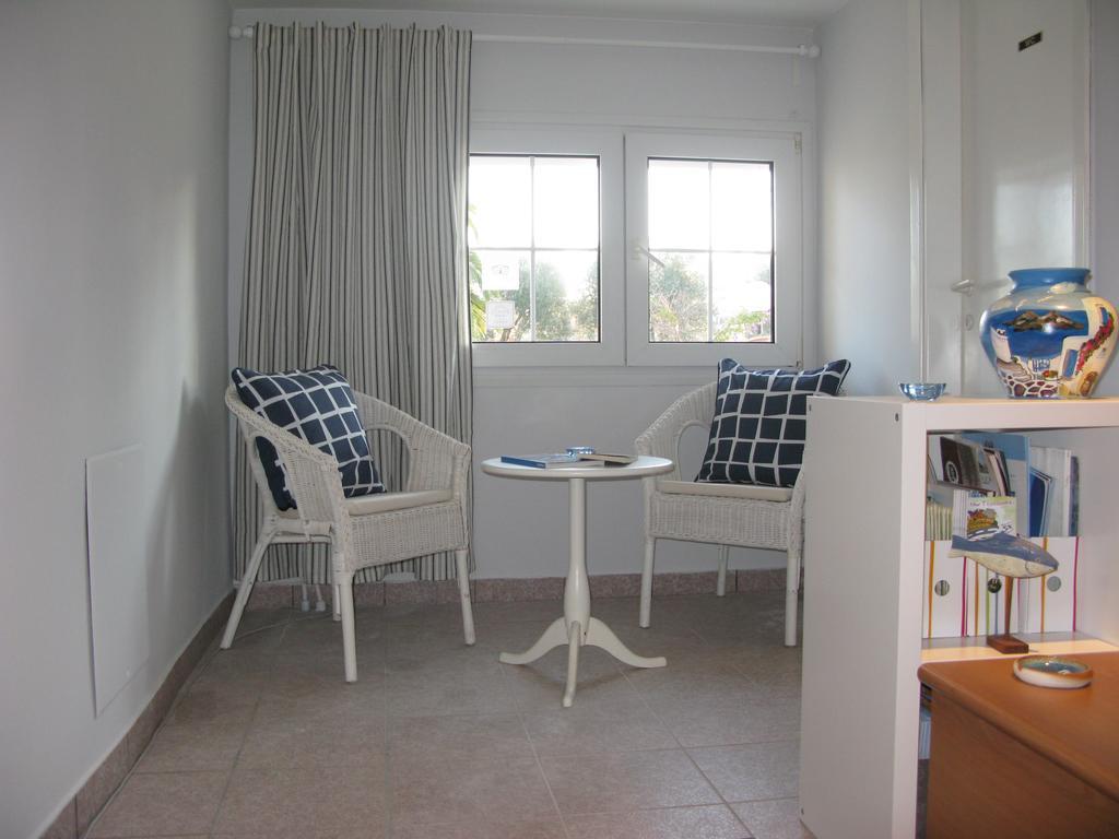 Seaview Aparthotel Nea Poteidaia Exterior foto