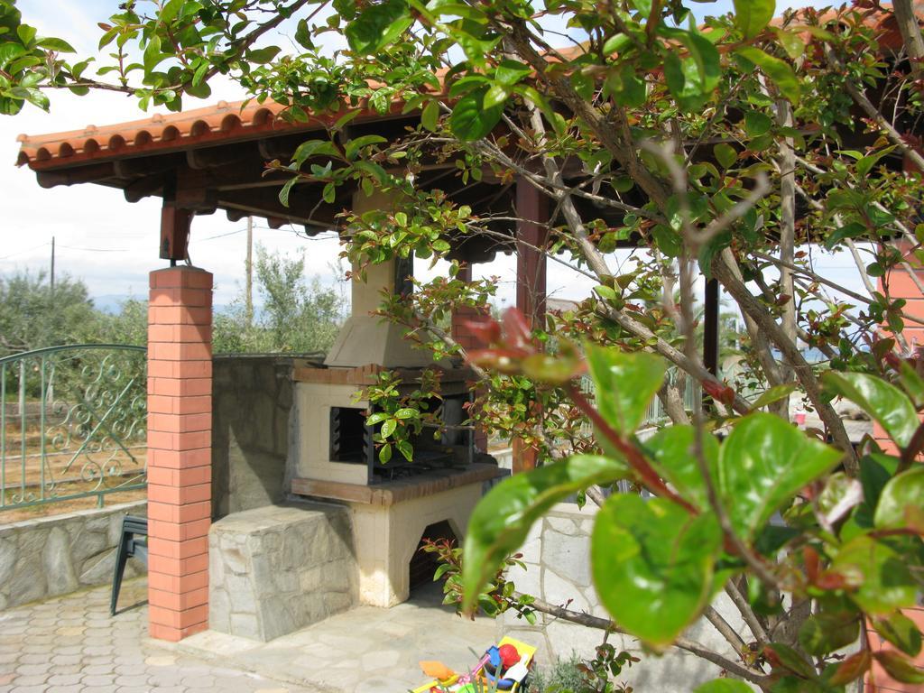 Seaview Aparthotel Nea Poteidaia Exterior foto