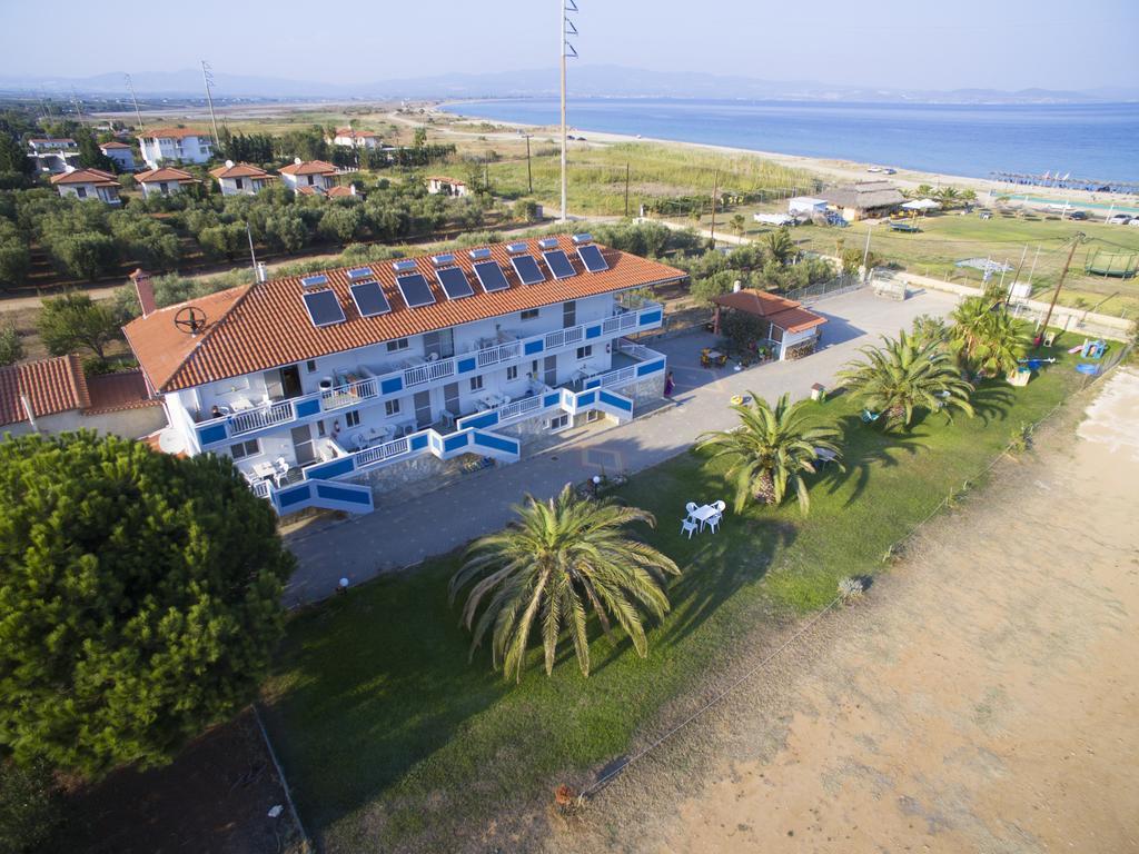 Seaview Aparthotel Nea Poteidaia Exterior foto